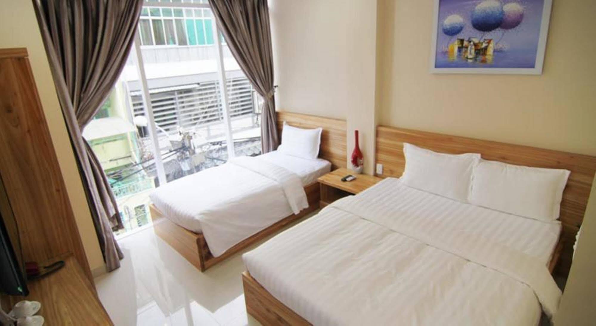 New Sai Gon Hostel Ho Chi Minh-stad Buitenkant foto